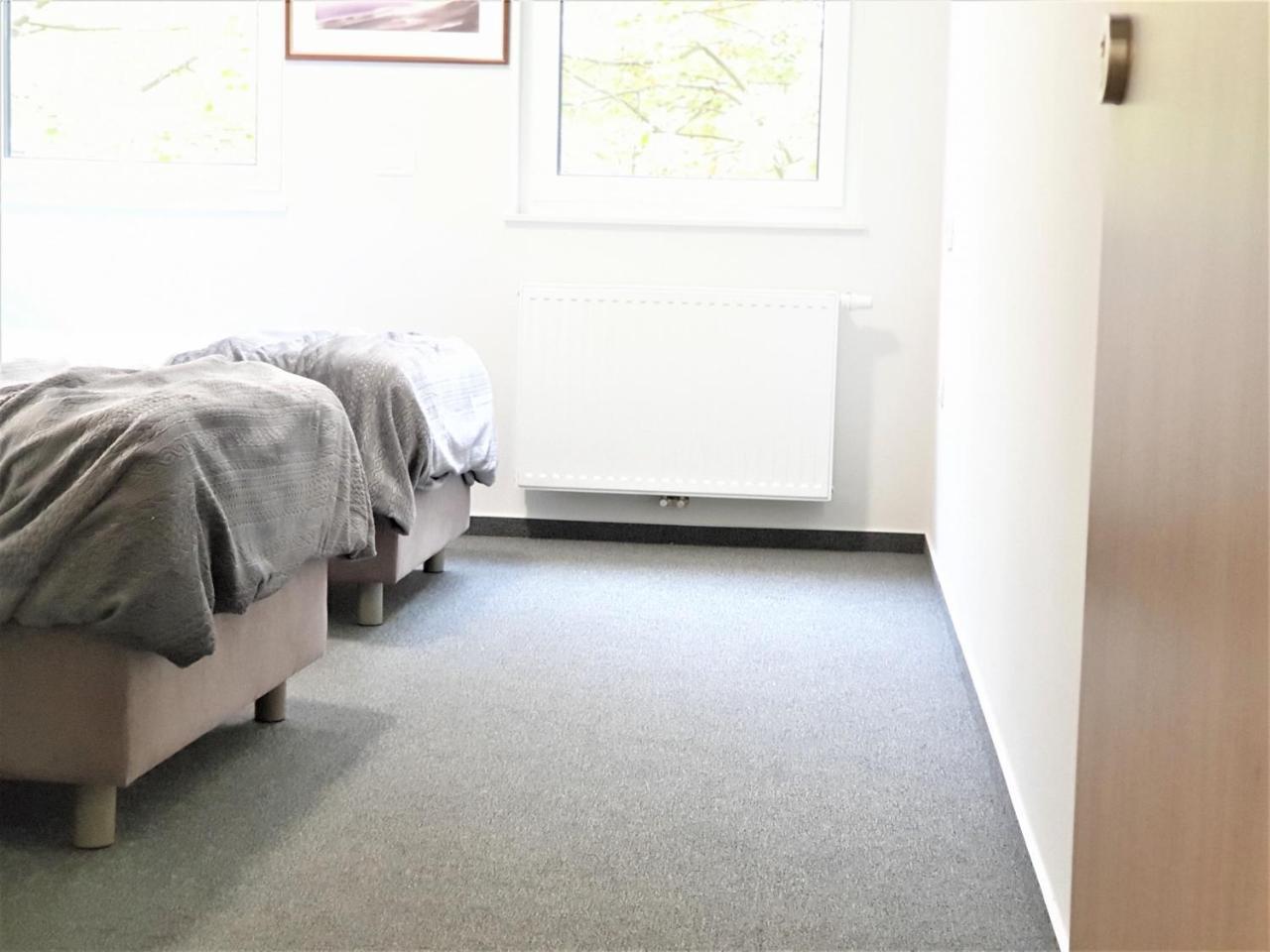 Smart Hostel Slavonski Brod Exteriör bild